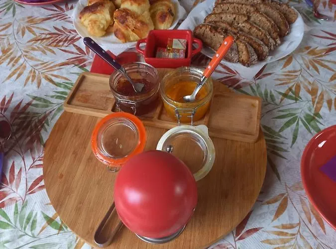 Le Violet 3* ガイヤック